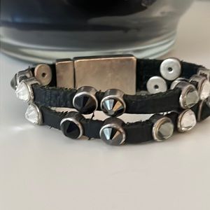 Heet black crystal bracelet